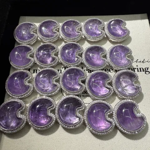 Ciondolo Luna in Cristallo Naturale Accessorio DIY Ciondolo Mezzaluna Smaltato con Strass Regalo di Gioielli per Donne