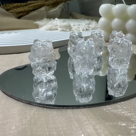 Perline Sfuse Intagliate a Forma di Volpe a Nove Code in Cristallo Bianco Naturale Smerigliato Lucido Giallo Limone Ciondolo Animale Fai da Te