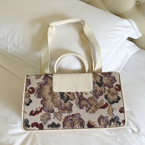 Chinesischer Stil Handbestickte Pailletten Abendtasche PU Leder Clutch Handtasche Elegantes Blumenmuster Damen Handtasche