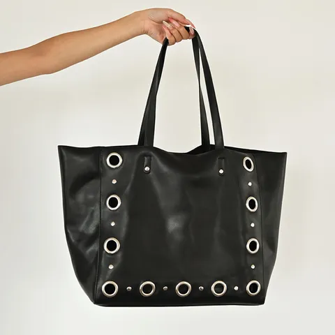 Minimalistische PU Leder Tragetasche Große Kapazität Lässige Umhängetasche Mit Metallnieten Einfache Tägliche Handtasche Für Damen