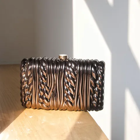 Minimalist Metallic Hard Box Clutch Bag For Women Twisted Texture Evening Party Designer Handbag Fashion Dinner Purse