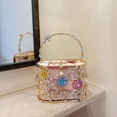 Sac de Soirée Floral en Strass Creux en Métal de Luxe Fermoir Perle Élégant Sac à Main Pochette de Banquet pour Femmes