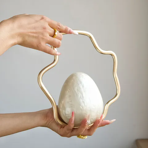 French Niche Irregular Metal Handle Evening Bag Pearlescent Eggshell Shape Handbag Niche Unique Clutch For Women Banquet Party