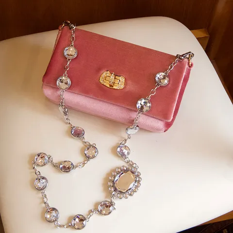 Französische Elegante Samt Umhängetasche Strass Kette Abendtasche Stilvolle Kleine Quadratische Umhängetasche Für Damen