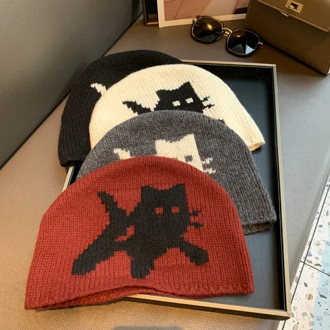 Women Winter Warm Knit Beanie Hat Pure Wool Cute Cat Pattern Casual Pull-On Cap