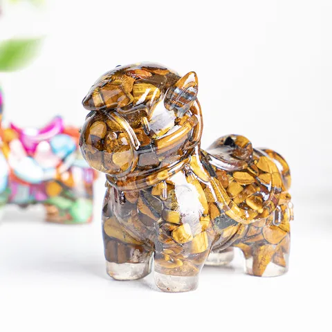 Resin Horse Statue Natural Crystal Stone Filled Drip Glue Pony Ornament Lucky Desk Decoration Animal Figurine Home Office Decor Gift