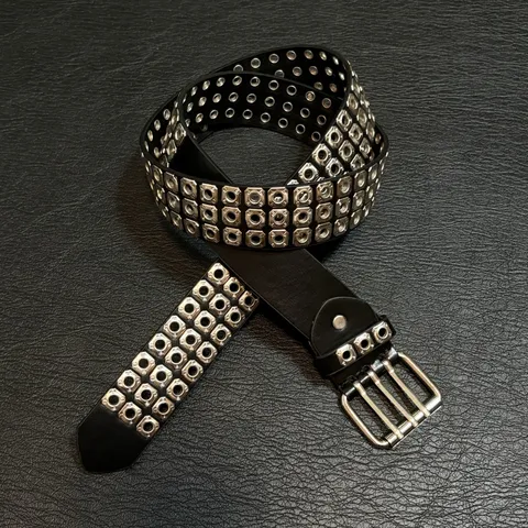 Unisex Punk Rock PU Leather Belt With Multi-Row Metal Rivets And Eyelets Double Prong Buckle Cool Streetwear Waist Belt