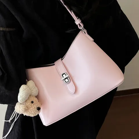Women PU Leather Underarm Shoulder Bag Vintage Casual Crossbody Bag With Metal Lock And Bear Pendant Daily Handbag