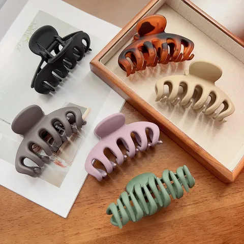 Mat Gematteerde Pompoen Haarklem Shark Clip Voor Vrouwen Elegant Groot Hoog Paardenstaart Half Gebonden Haaraccessoire PS Materiaal Effen Kleur Antislip Haarklem