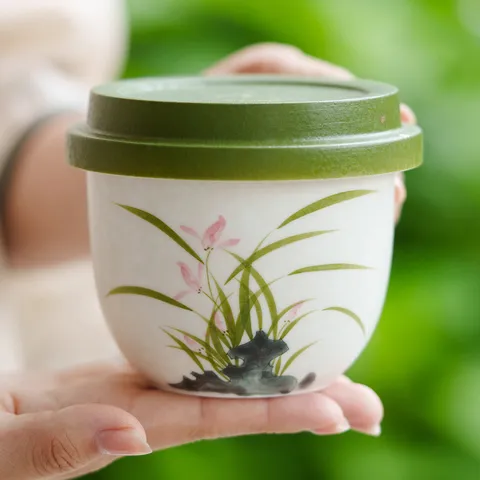 Taza de Té de Cerámica de Orquídea Pintada a Mano Estilo Chino Con Tapa Tradicional Gaiwan Master Cup Bajo Cubierta Ceremonia del Té Elegante Accesorio de Té