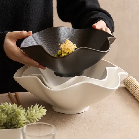 Modern Minimalist Ceramic Plum Blossom Shape Bowl Sand Textured Line Pattern Large Soup Noodle Basin Advanced Feel Tableware For Home Restaurant