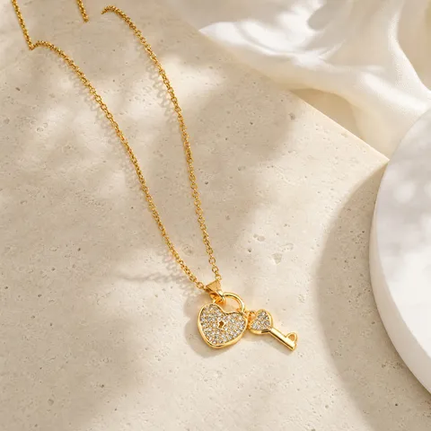 European Design Stainless Steel Gold Tone Heart Shaped Lock And Key Pendant Necklace With Micro Inlaid Zirconia Jewelry For Women