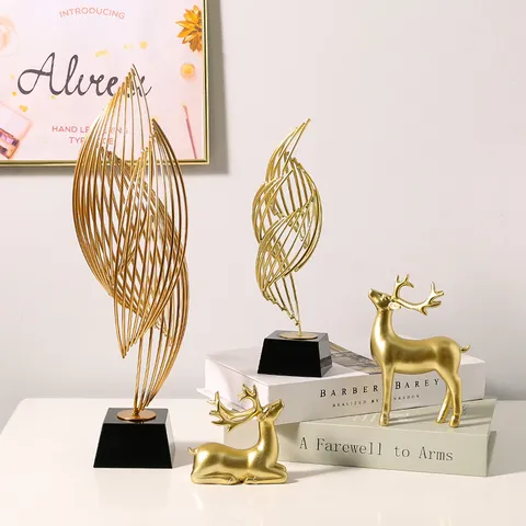 Modern Minimalist Abstrakt Metall Kunst Skulptur Und Goldener Hirsch Tisch Ornamente Für Wohnzimmer Flur Heimdekoration