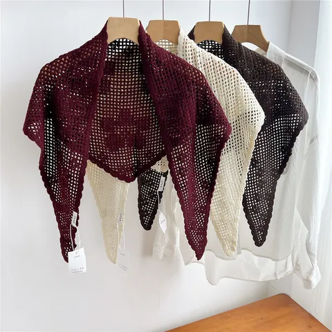 Bufanda Triangular de Punto Hueco para Mujer Flor de Cinco Pétalos Chal Decorativo para Primavera Verano