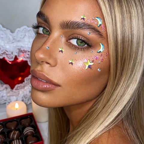 Gemas de Cara de Estrella y Luna Láser Estrás Autoadhesivos Maquillage de Festival Joyas de Cara Cristales de Cuerpo Brillo