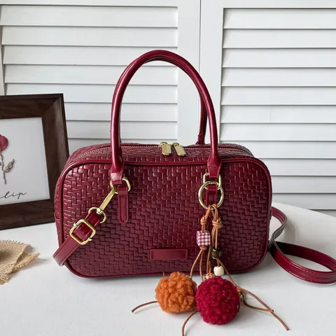Women Woven PU Leather Boston Bag Fashion Casual Niche Crossbody Bag Versatile Pillow Shape Shoulder Handbag For Daily Use