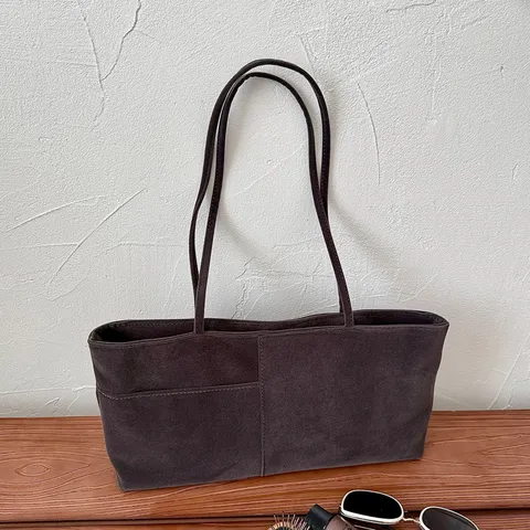 Damen Große Kapazität Samt Schultertasche Mode Retro Pendler Tote Bag Mit Vortasche Einfarbig Achseltasche