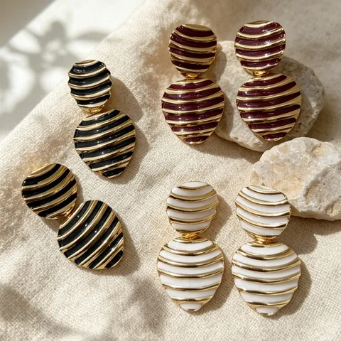French Vintage Retro Enamel Stripe Spliced Heart Stud Earrings Alloy Geometric Fashion Jewelry For Women Party Gift