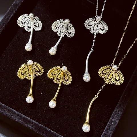 Lace Petal Artificial Pearl Necklace Earrings Set Alloy 925 Silver Earring Post Elegant Women Jewelry Gift