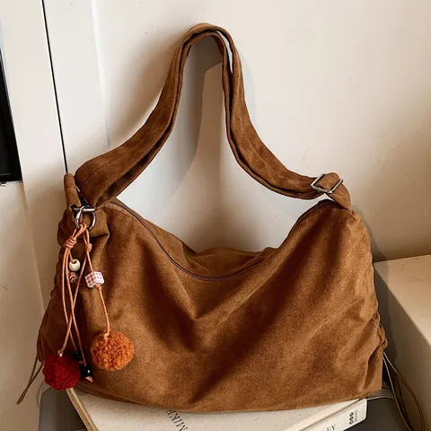 Retro Frosted PU Leather Underarm Bag Women Autumn New Casual All-Match Daily Textured Crossbody Tote Bag With Pendant
