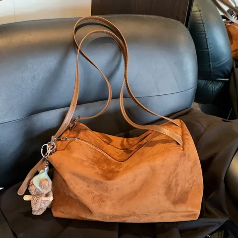 Korean Style Retro Large Capacity Tote Bag Women PU Leather Casual Commuting Shoulder Bag Vintage Chic Handbag