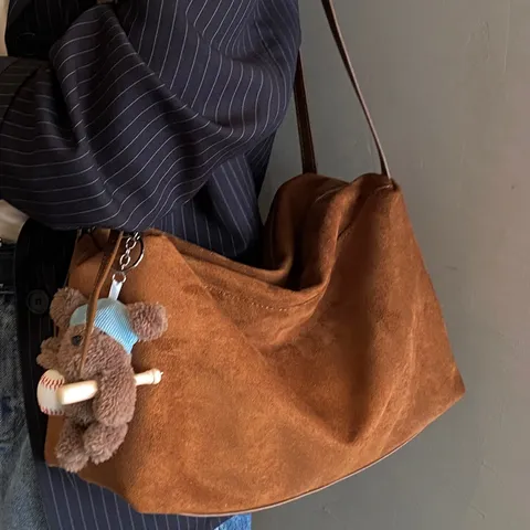 Korean Style Retro Large Capacity Tote Bag Women PU Leather Casual Commuting Shoulder Bag Vintage Chic Handbag