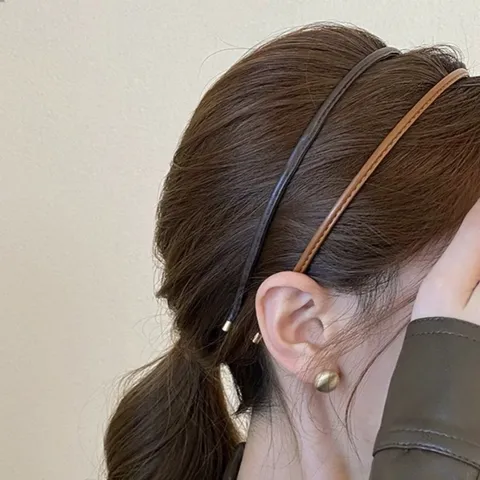 Minimalist PU Leather Thin Headband For Women French Chic Hair Hoop Daily Hair Accessories
