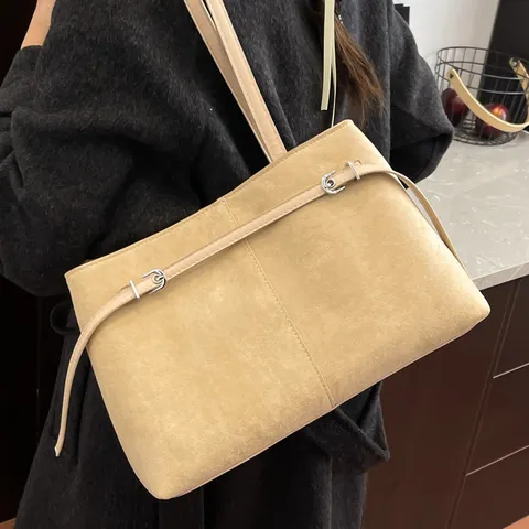 Women's Casual Suede Tote Bag Large Capacity Commuter Shoulder Bag Vintage Leopard Print Handbag With Pendant