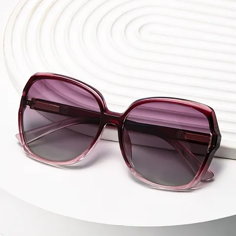 Occhiali da Sole Donna Moda Montatura Grande Polarizzati TR90 UV400 Guida all'Aperto Retro