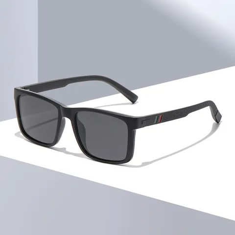 Occhiali da Sole Polarizzati da Uomo Montatura Quadrata alla Moda Guida Esterna Occhiali da Sole UV400 Protezione Montatura PC Occhiali