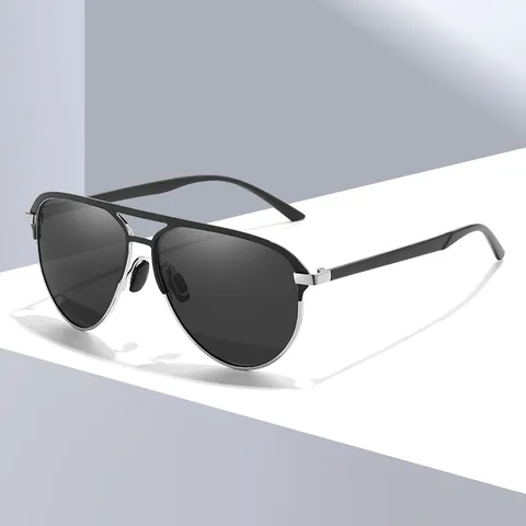 Occhiali da Sole Pilot Polarizzati da Uomo Montatura in Metallo UV400 Occhiali da Sole da Guida Moda Personalità per Uomo Esterni