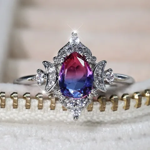Anello Vintage in Zirconia Taglio a Pera Con Design Luna e Corona Rame Placcato Argento Gioielli da Dito Goccia d'Acqua Per Donna Matrimonio Festa