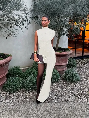 Robe Froncée Bodycon pour Femme Sans Manches Ourlet Asymétrique Col Rond Sexy Coupe Slim Polyester Robe Midi Party Clubwear