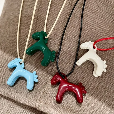 Cute Enamel 3D Pony Pendant Necklace Cute Animal Choker Sweater Chain Alloy Fashion Jewelry Gift For Women