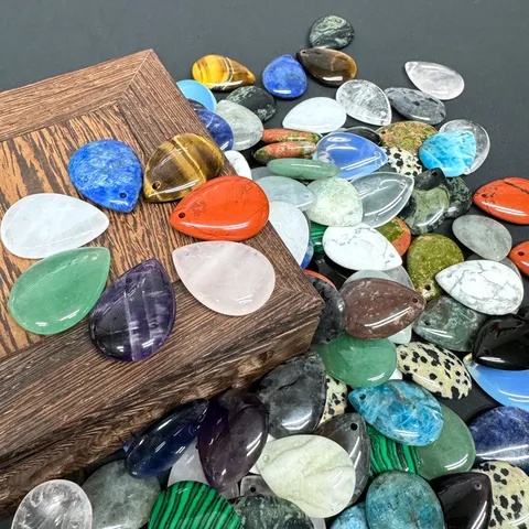 Ciondolo a Goccia in Cristallo di Pietra Naturale DIY Collana Braccialetto Orecchino Accessori per Gioielli Componente di Fascino in Pietra Preziosa