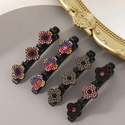 Sweet Rhinestone Clover Duckbill Hair Clips Korean Style Side Clip Fashion Hair Accessories For Women