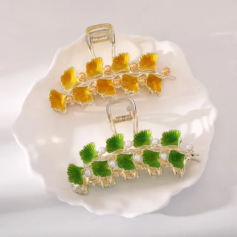 Retro Ginkgo Leaf Metal Hair Claw Clip Elegant Pearl Decorated Hair Catch Hair Styling Accessory For Women Girls Hair Jewelry