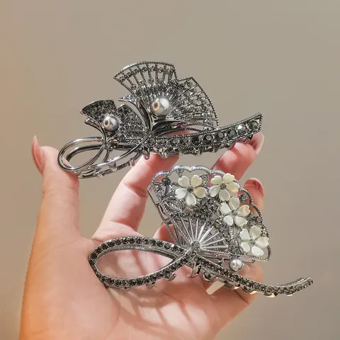 Metal Hair Claw Clip Elegant Rhinestone Artificial Pearl Fan-shaped Hair Accessories For Women Daily Party Hair Styling