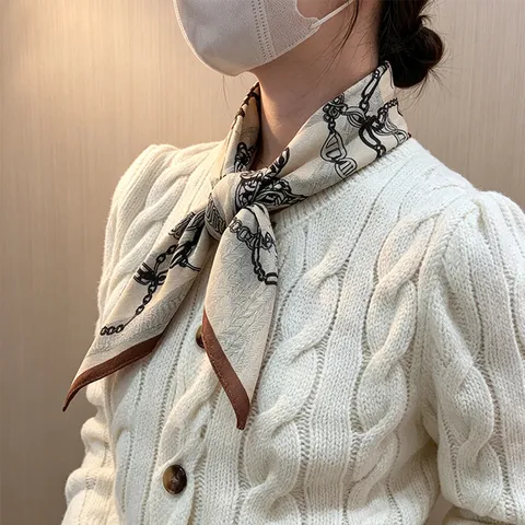 Vintage Chain Print Square Scarf Fashion Satin Neck Scarf Elegant Shawl For Women Daily Wear Accessories