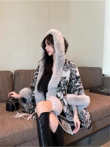 French Retro Faux Mink Fur Collar Thickened Hooded Tassel Cape Coat Women Winter Warm Ink Print Knitted Top Elegant Coat