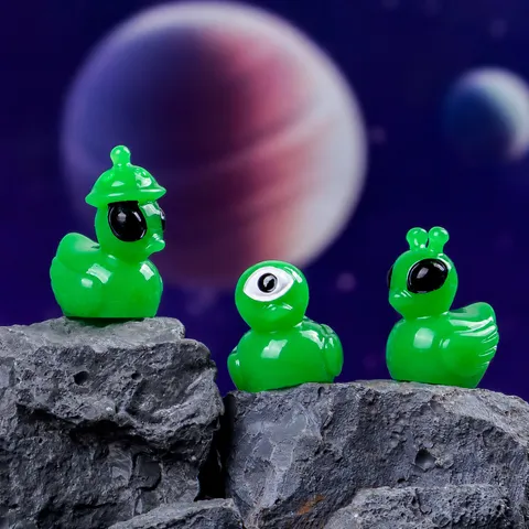 Mini Resin Alien Duck Figurine Cute Micro Landscape Ornament Diy Car Desktop Decor Miniature Craft Accessories