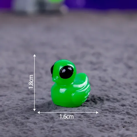 Mini Figura de Pato Alienígena de Resina Adorno de Micro Paisaje Lindo Decoración de Escritorio de Coche Accesorios de Manualidades