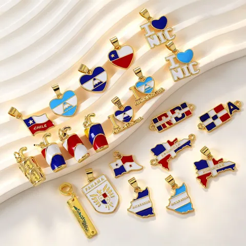 Lateinamerikanische Landkarte Flagge Emaille Messing Anhänger Chile Nicaragua Dominikanische Panama Herz DIY Schmuck Charms