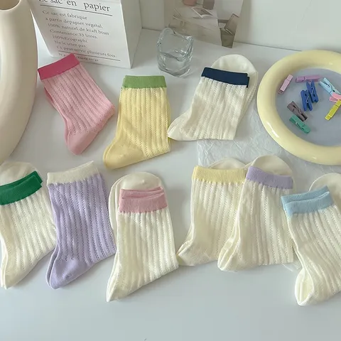 Damen Ins Mode Bonbonfarben Atmungsaktiv Mittelhohe Crew Socken Japanischer Stil Dünn Rippen Kontrastfarben Freizeit Socken