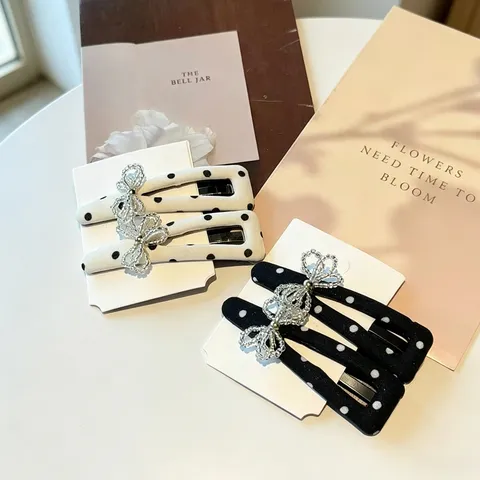 Barrette à Cheveux Nœud à Pois en Velours Femmes Mode Doux Accessoires de Coiffure Clip Latéral Frange Épingle Cadeau