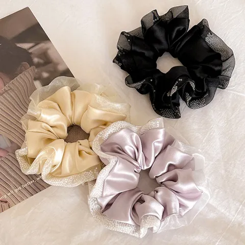 Chouchou en Satin de Mode Avec Bord en Dentelle Perle Doux Élégant Corde à Cheveux Accessoires pour Femmes Style Quotidien