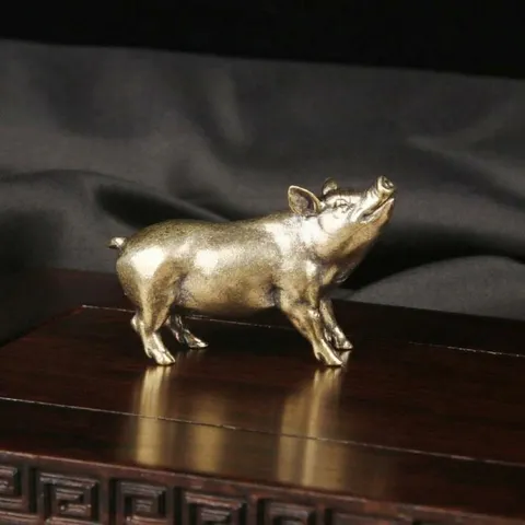 Antico Ottone Zodiaco Maiale Ornamento Fortuna Maiale Figurina Miniatura Scultura Tradizionale Animale Statua Tè Pet Casa Decor