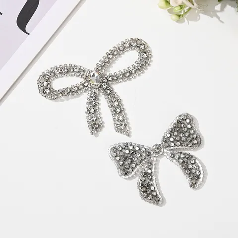 Glas Strass Hotfix Patches DIY Bekleidungszubehör Sonnenblume Schleife Herz Schmetterling Kristall Applikation Für Kleidung