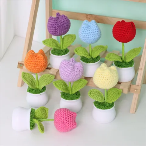 Handmade Knitted Crochet Potted Plants Cute Woolen Yarn Flower Tulip Sunflower Artificial Desktop Home Decor Gift