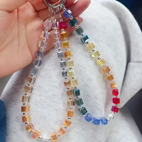 Handmade Crystal Beaded Phone Lanyard Short Wrist Chain Colorful Gradient Phone Charm Strap Fashion Jewelry Accessory